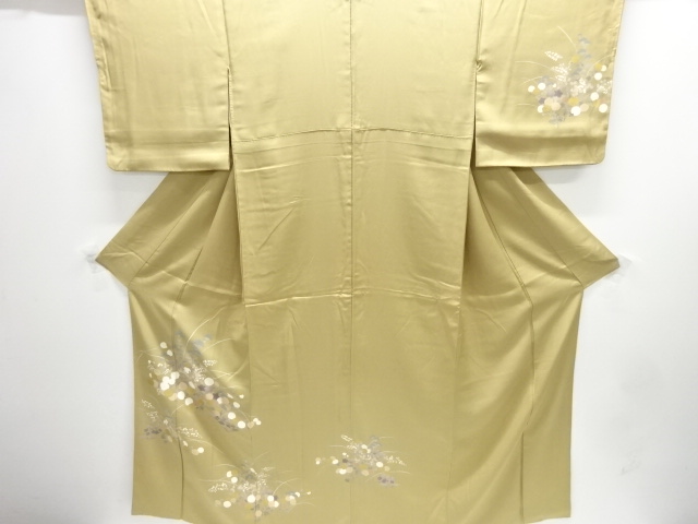 JAPANESE KIMONO / HOMONGI / EMBROIDERY / AUTUMN FLOWERS